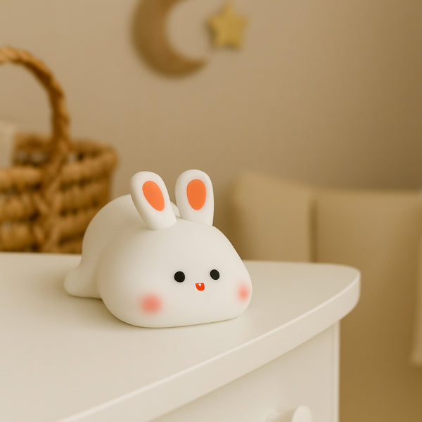 JABALUX Réveil Lapin LED Pour Enfants – Veilleuse Et Lampe De Chevet Avec Batterie 1500 MAh, Minuterie Et Snooze, Cadeau Fille Garçon